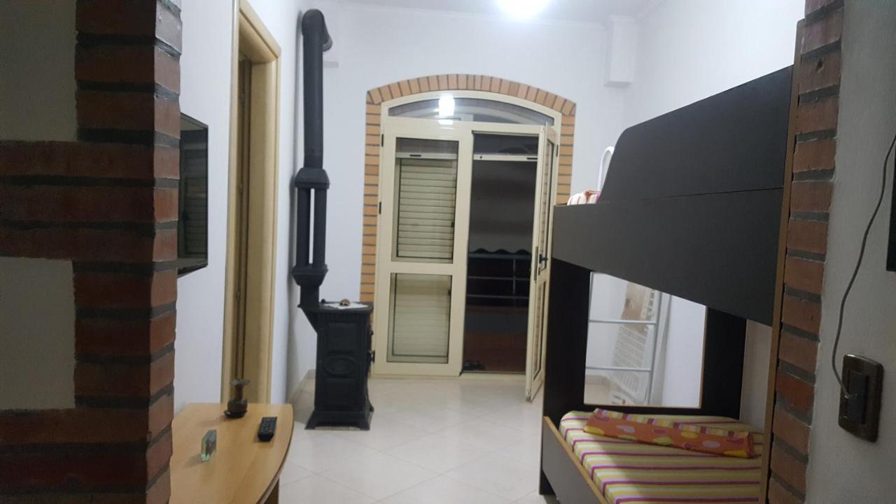 Villa Elvis Guesthouse Orikum Dış mekan fotoğraf