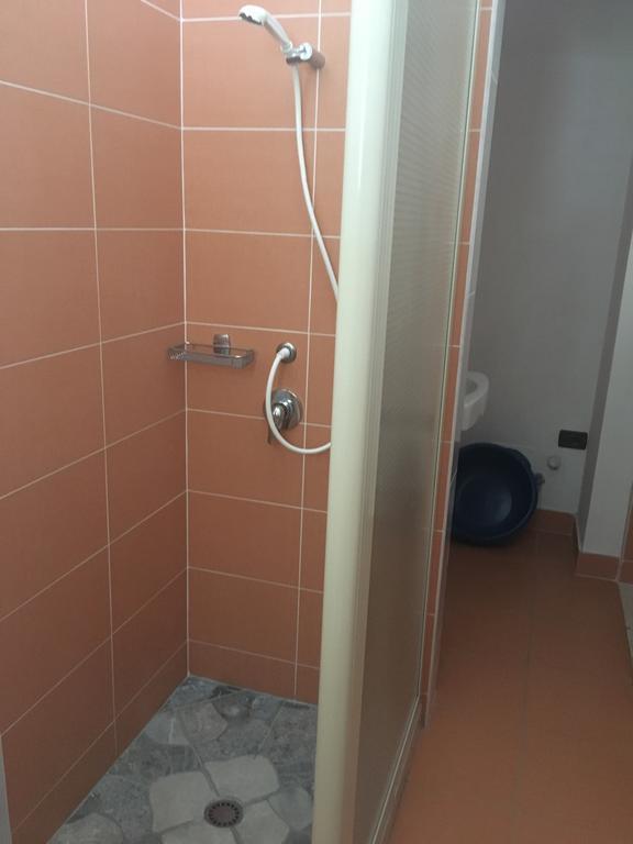 Villa Elvis Guesthouse Orikum Dış mekan fotoğraf